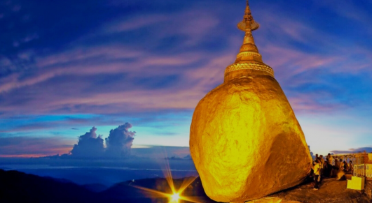 Pagoda Unik; Batu Emas Kyaiktiyo Myanmar Lawan Gravitasi